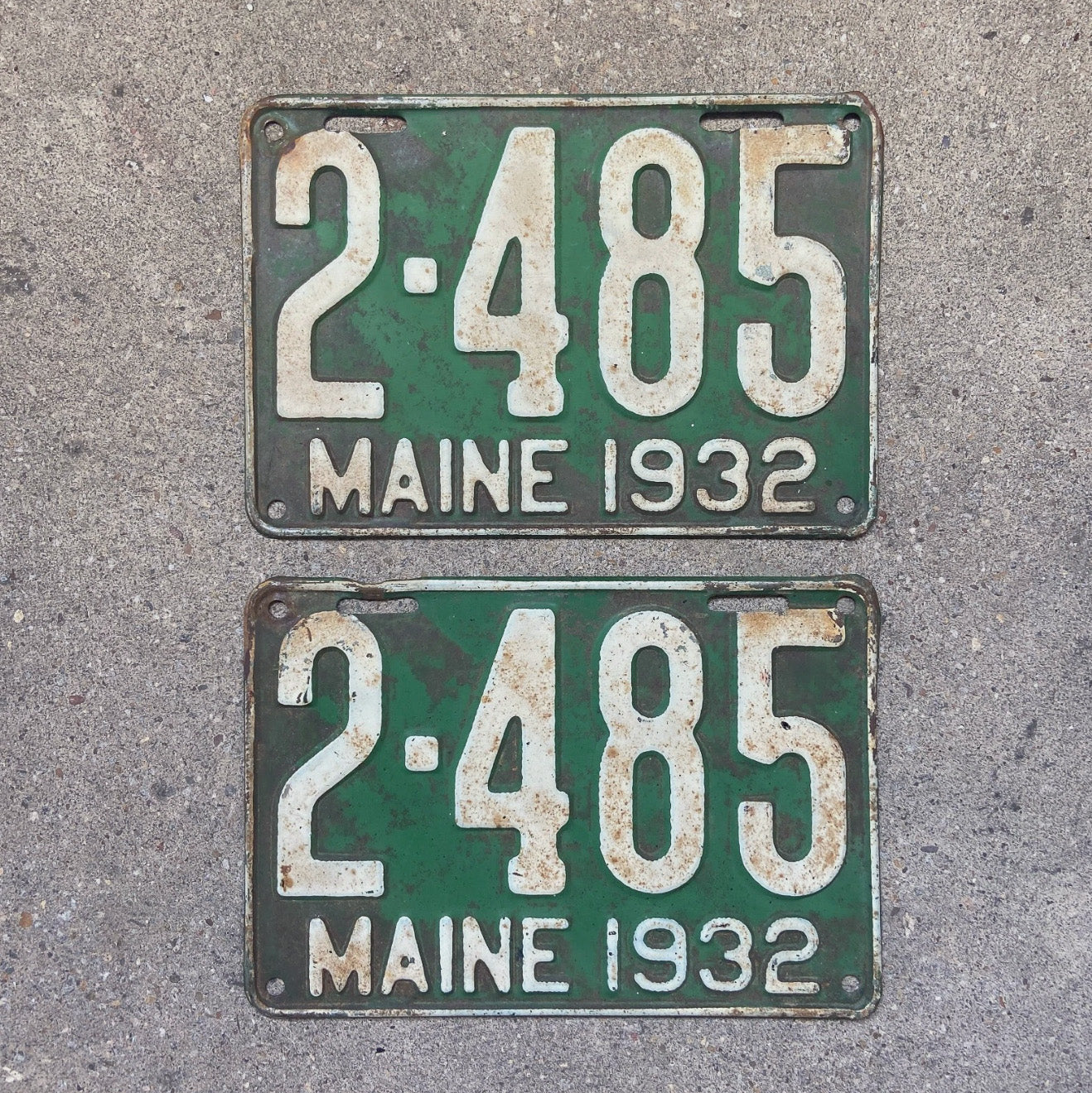 Photo of a 1932 Maine License Plate Pair Auto Tag Garage Decor Vintage Low Number Four Digit 2 485 with original patina
