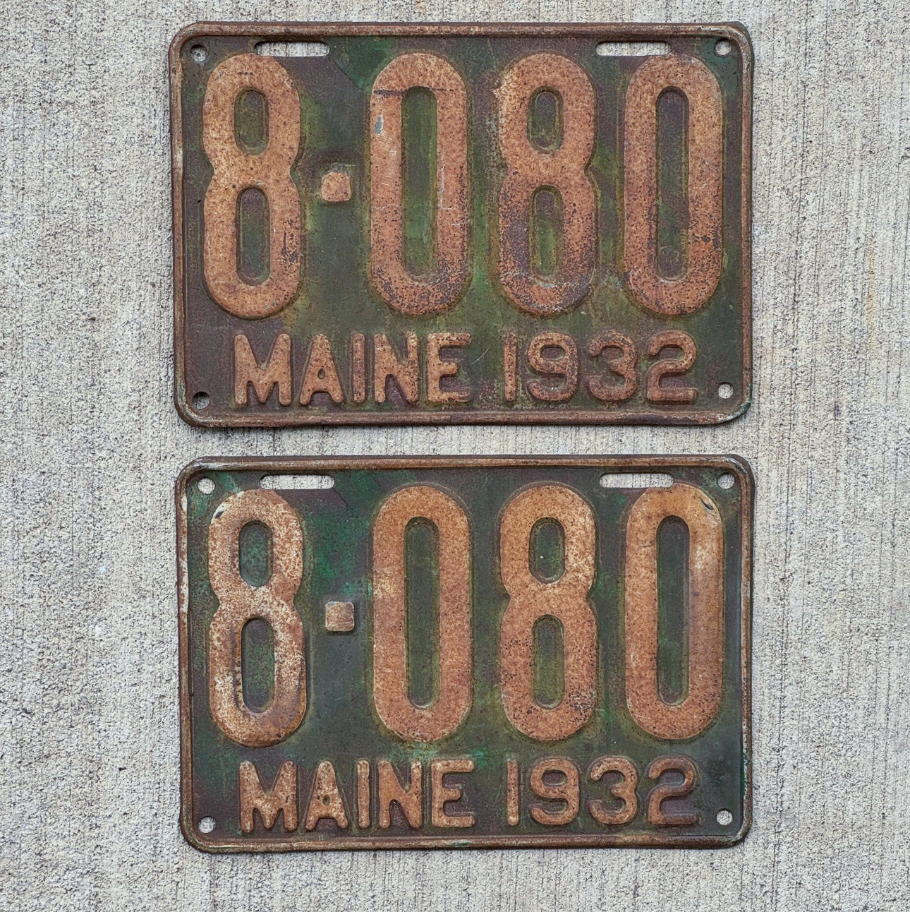 Photo of a 1932 Maine License Plate Pair Auto Tag Garage Decor Vintage Repeat Repeating 8080 with original patina