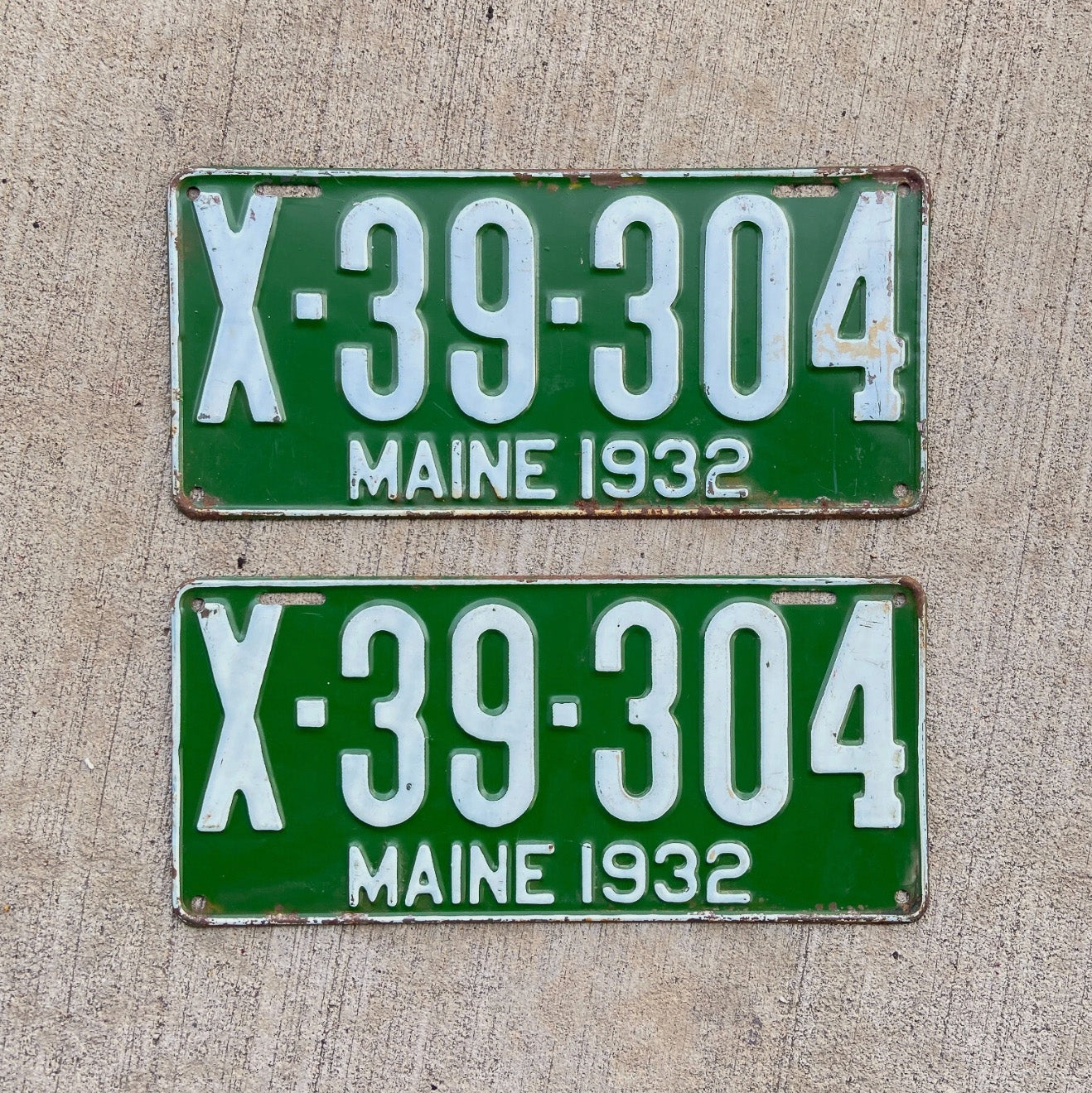 Photo of a 1932 Maine Truck License Plate Pair Auto Tag Garage Decor Vintage X 39 304 with original patina