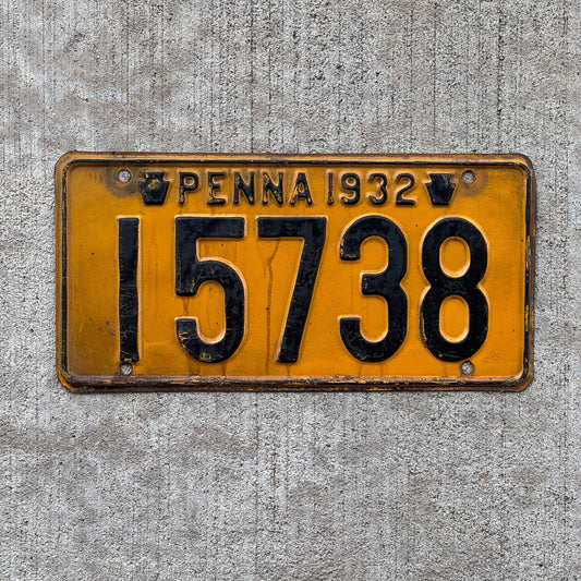 Photo of a 1932 Pennsylvania License Plate Auto Tag Garage Decor Vintage 15738
