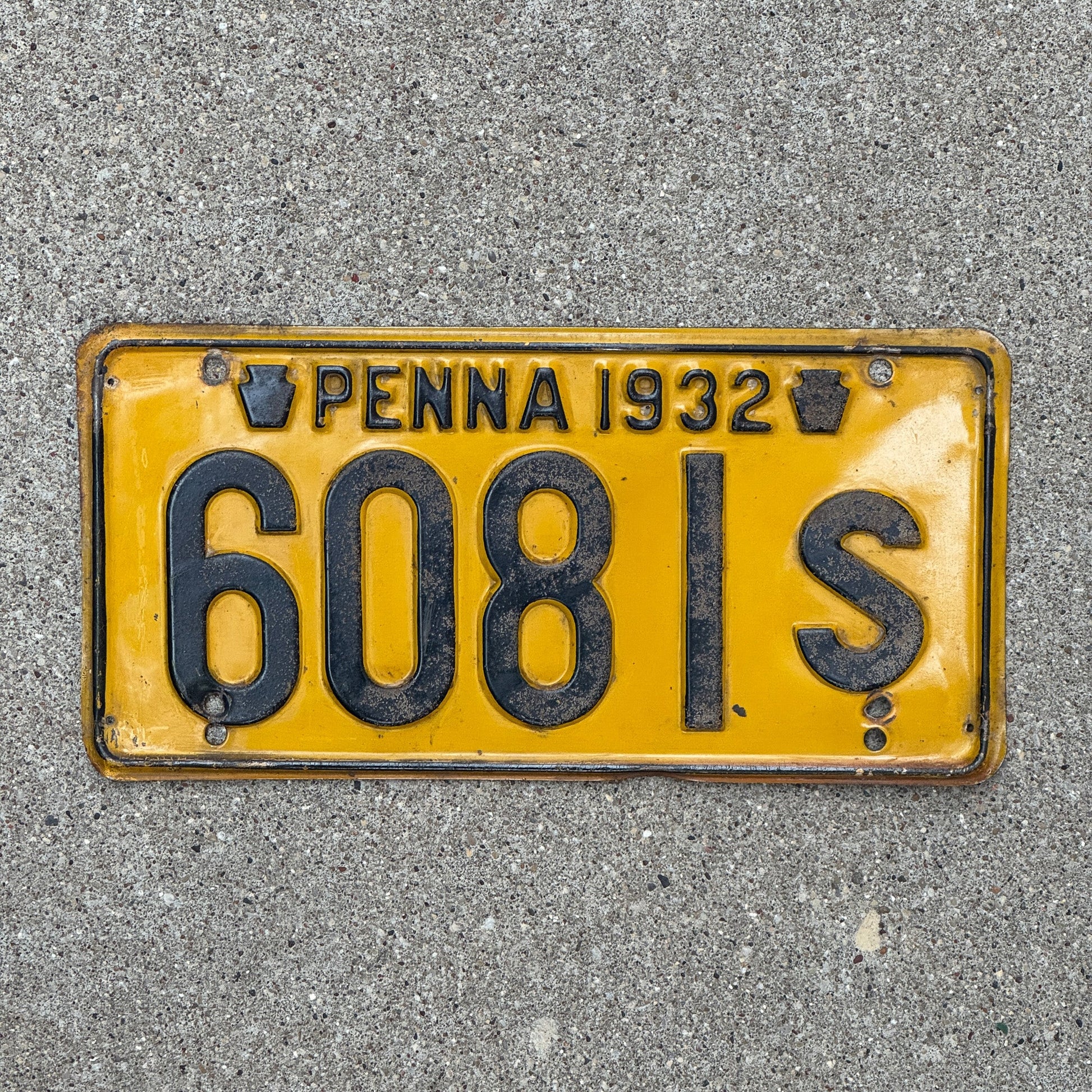 Photo of a 1932 Pennsylvania License Plate Auto Tag Garage Decor Vintage 6081 S with original patina
