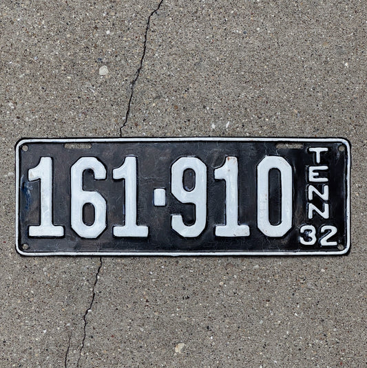Photo of a 1932 Tennessee License Plate Auto Tag Garage Decor Vintage 161 910 with original patina