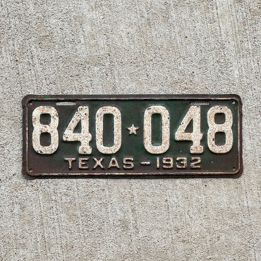 Photo of a 1932 Texas License Plate Auto Tag Garage Decor Vintage Palindrome 840 048 with original patina