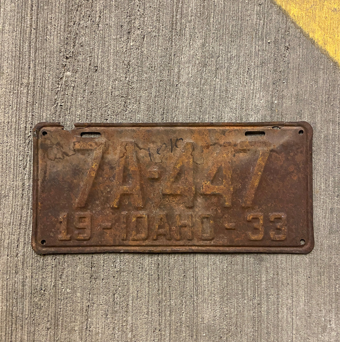 Photo of a 1933 Idaho License Plate Auto Tag Garage Decor Vintage 7A 447 with original patina