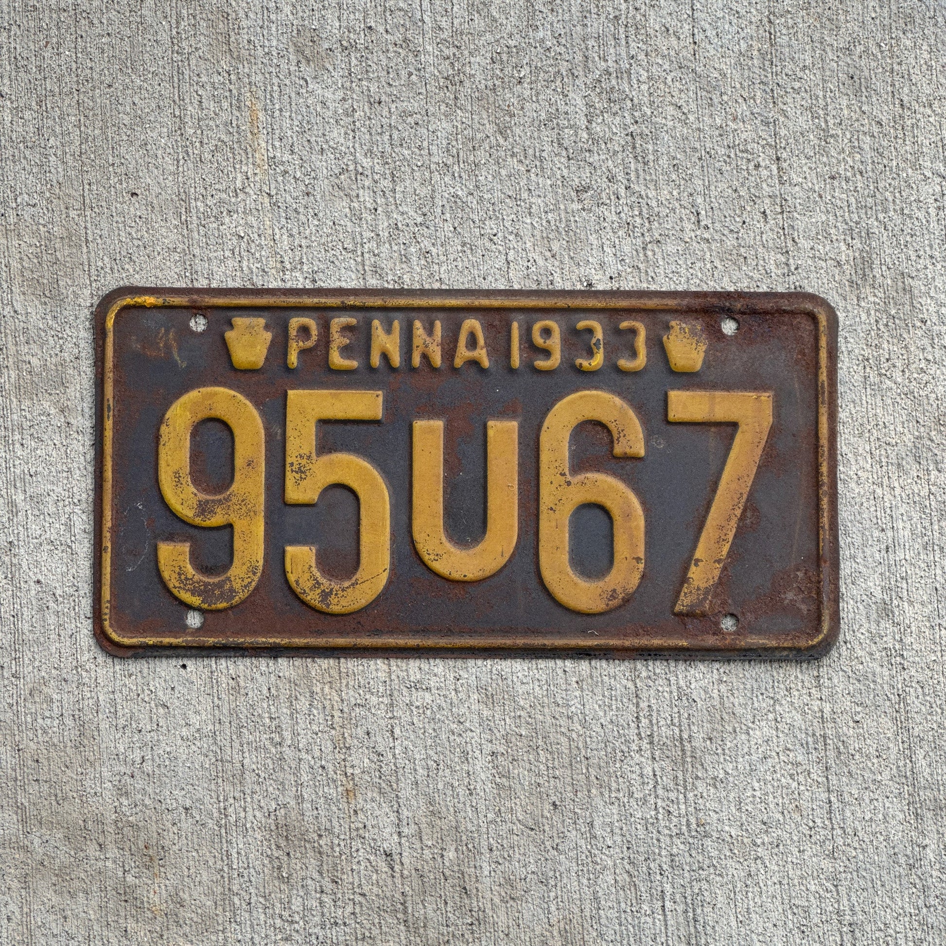 Photo of a 1933 Pennsylvania License Plate Auto Tag Garage Decor Vintage 95U67 with original patina