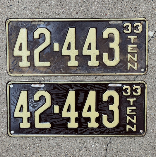 Photo of a 1933 Tennessee License Plate Pair Auto Tag Garage Decor Vintage 42 443 with original patina