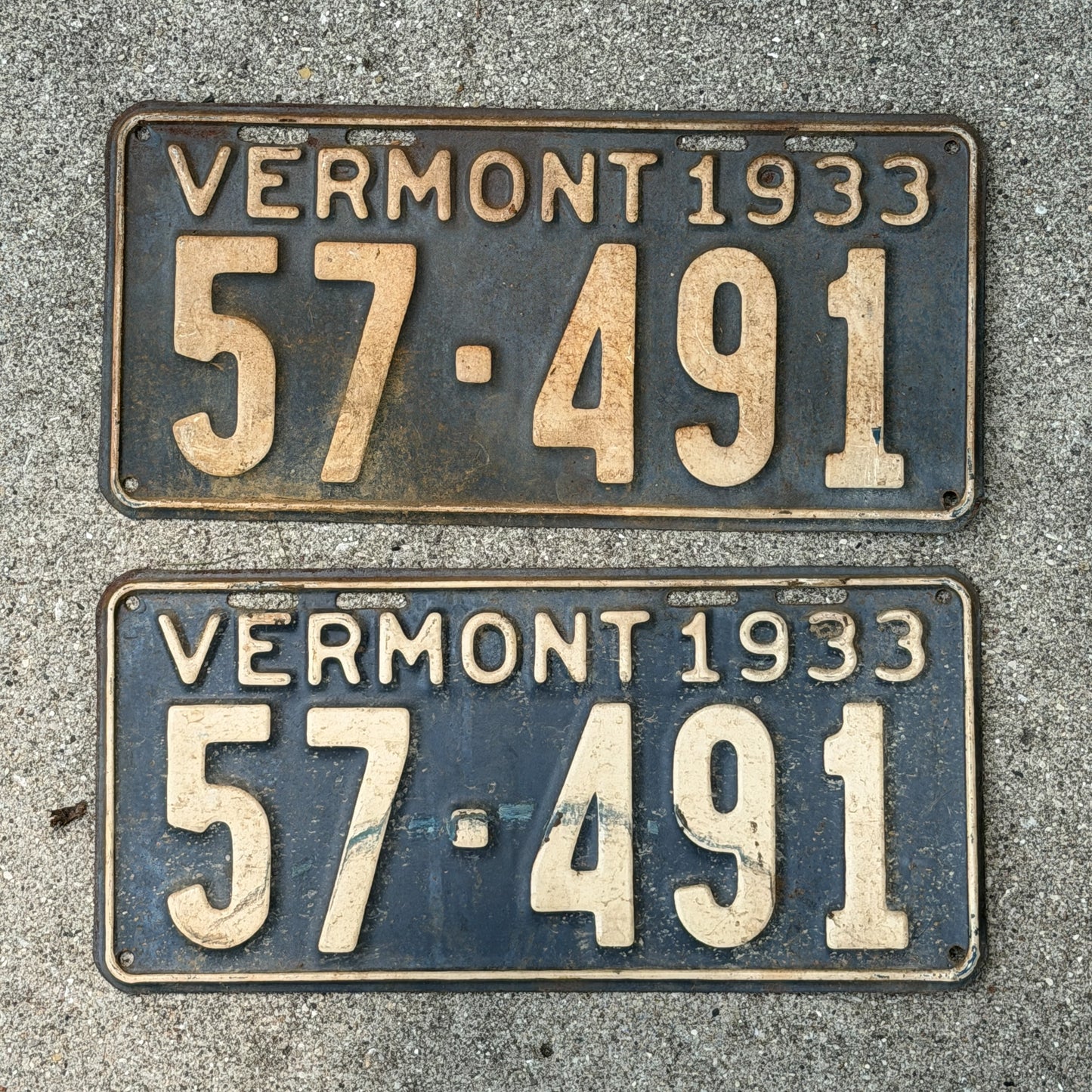 Photo of a 1933 Vermont License Plate Pair Auto Tag Garage Decor Vintage 57 491 with original patina