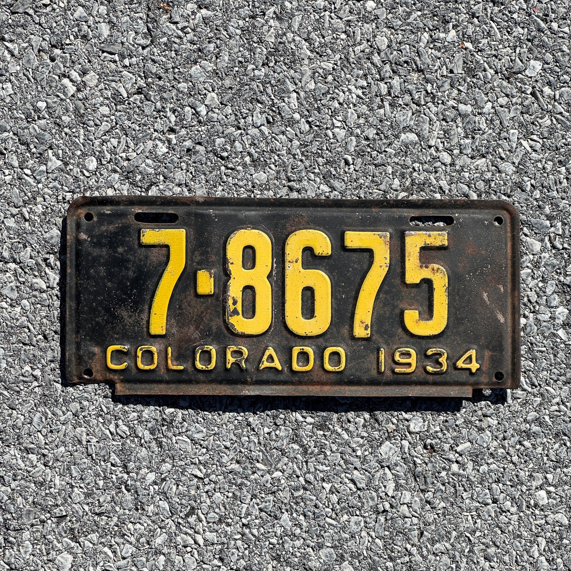 Photo of a 1934 Colorado License Plate Auto Tag Garage Decor Vintage 7 8675