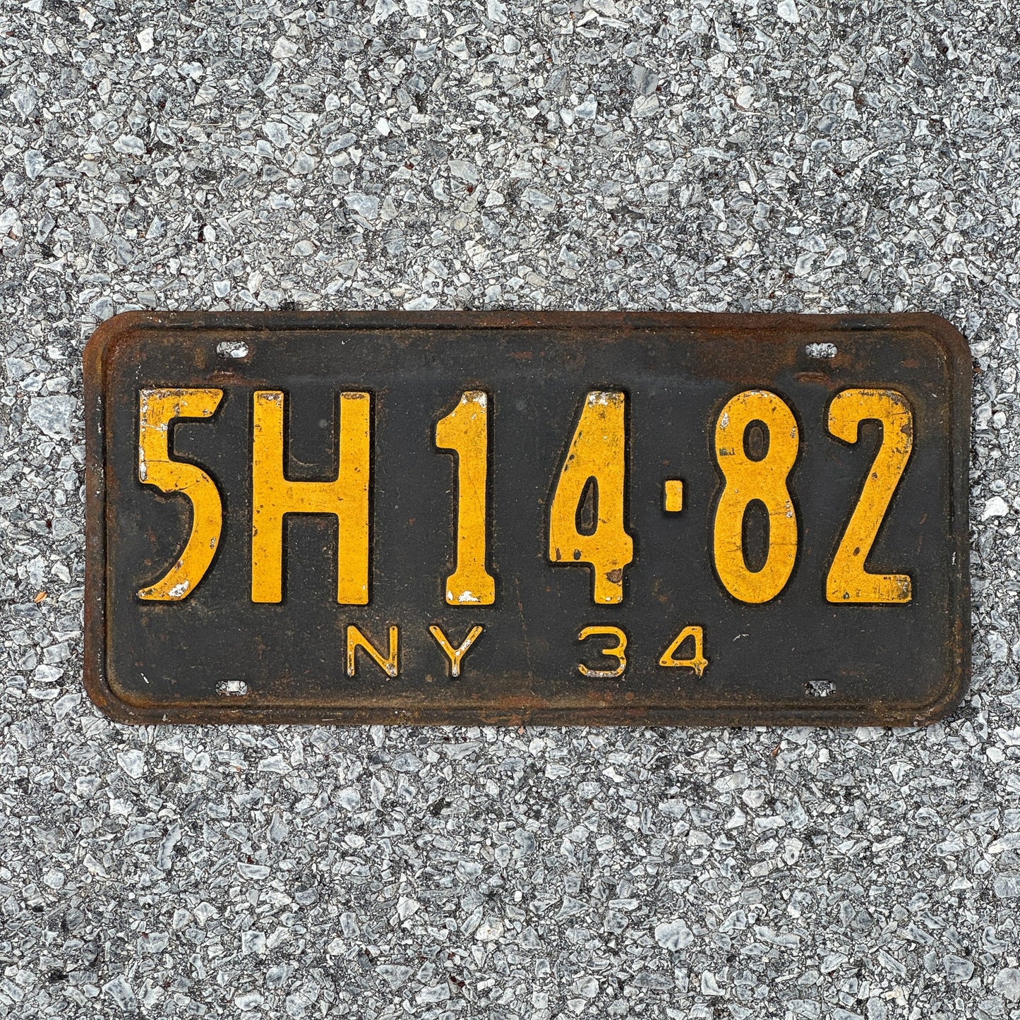 Photo of a 1934 New York License Plate Auto Tag Garage Decor Vintage 5H14 82