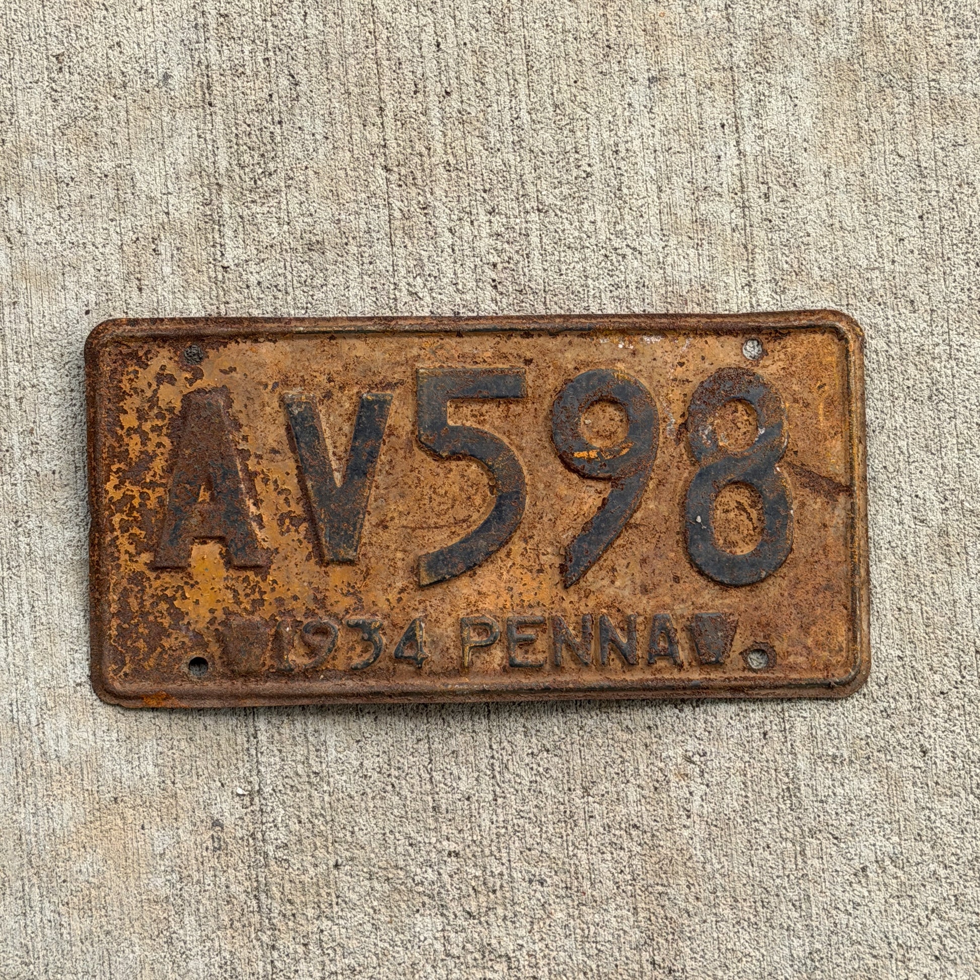 Photo of a 1934 Pennsylvania License Plate Auto Tag Garage Decor Vintage AV 598 with original patina