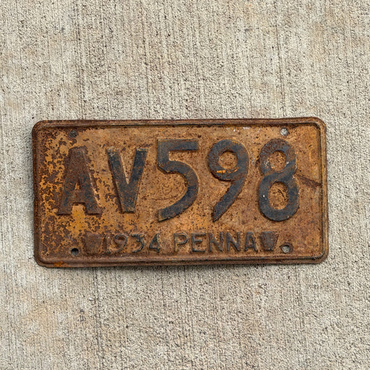 Photo of a 1934 Pennsylvania License Plate Auto Tag Garage Decor Vintage AV 598 with original patina