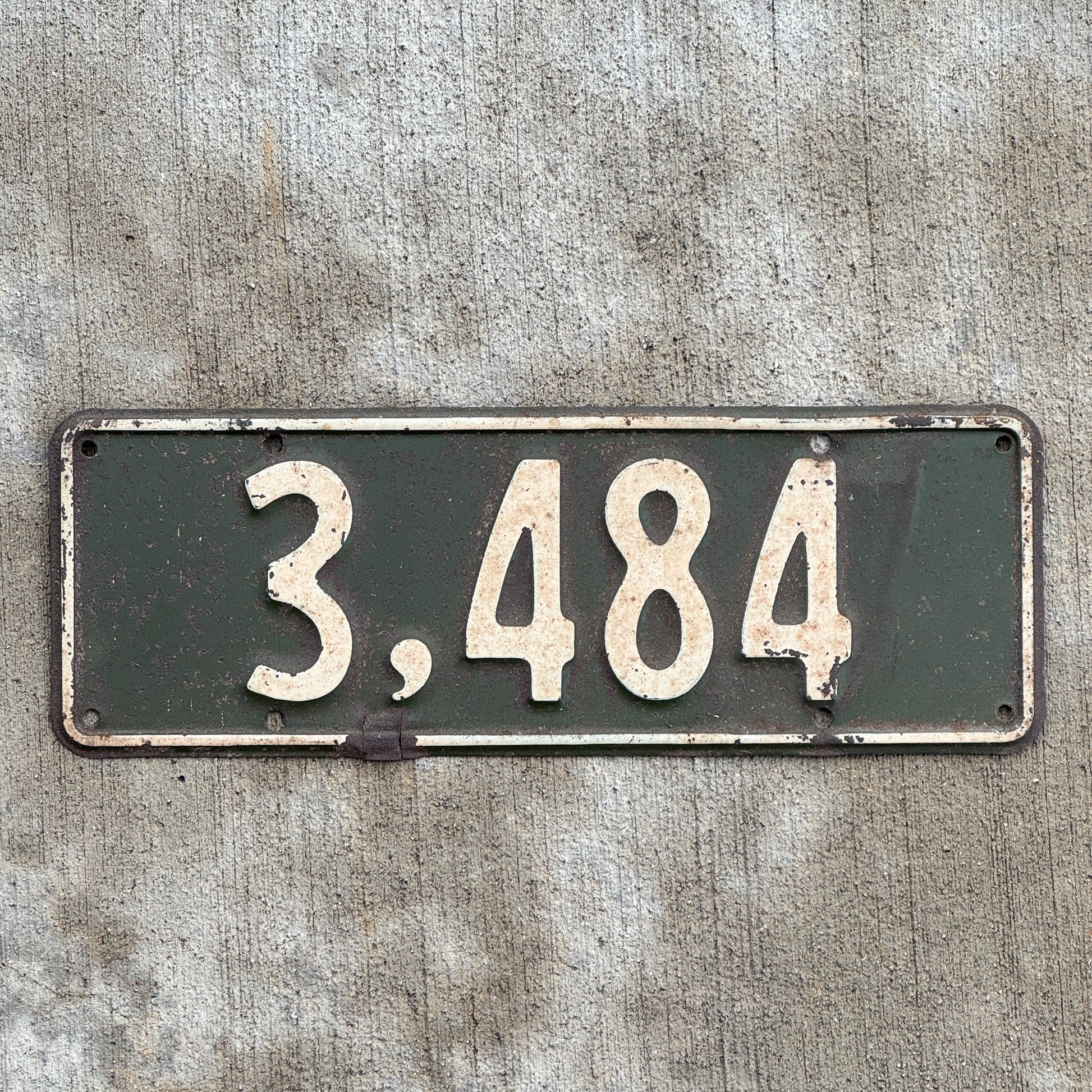 Photo of a 1935 1936 New Zealand License Plate Auto Tag Garage Decor Vintage 3 484 with original patina