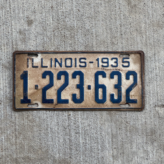 Photo of a 1935 Illinois License Plate Auto Tag Garage Decor Vintage 1 223 632 with original patina