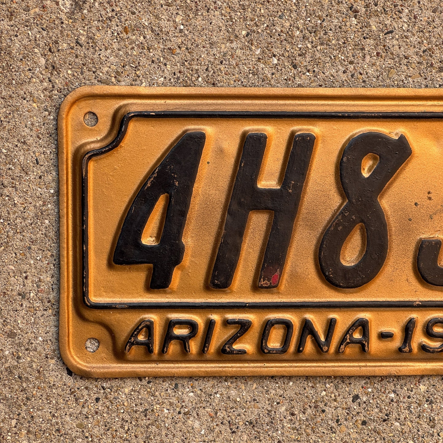 1935 Arizona License Plate Auto Tag Maricopa County 4H8J