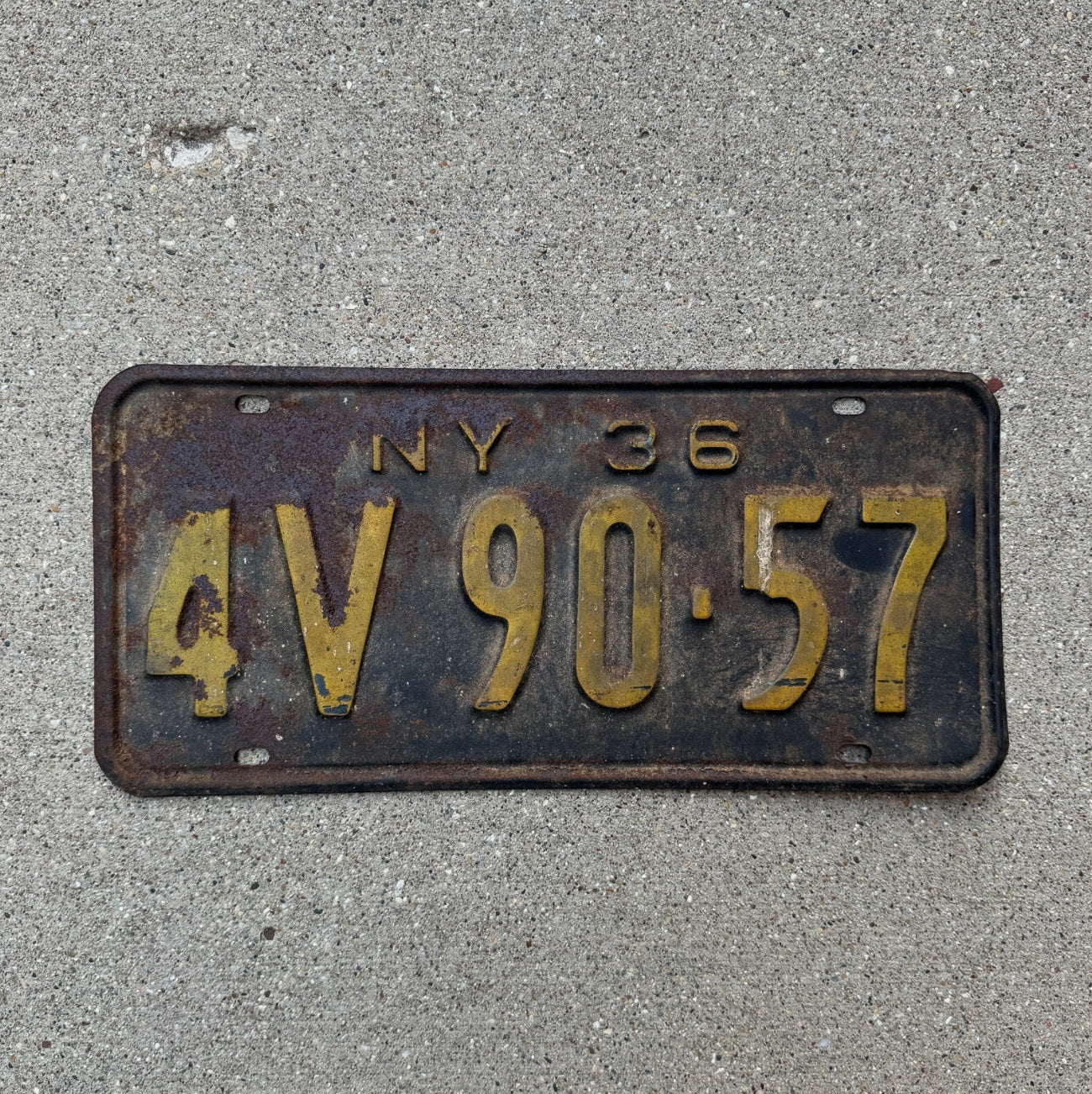 Photo of a 1936 New York License Plate Auto Tag 1 Garage Decor 4V 9057