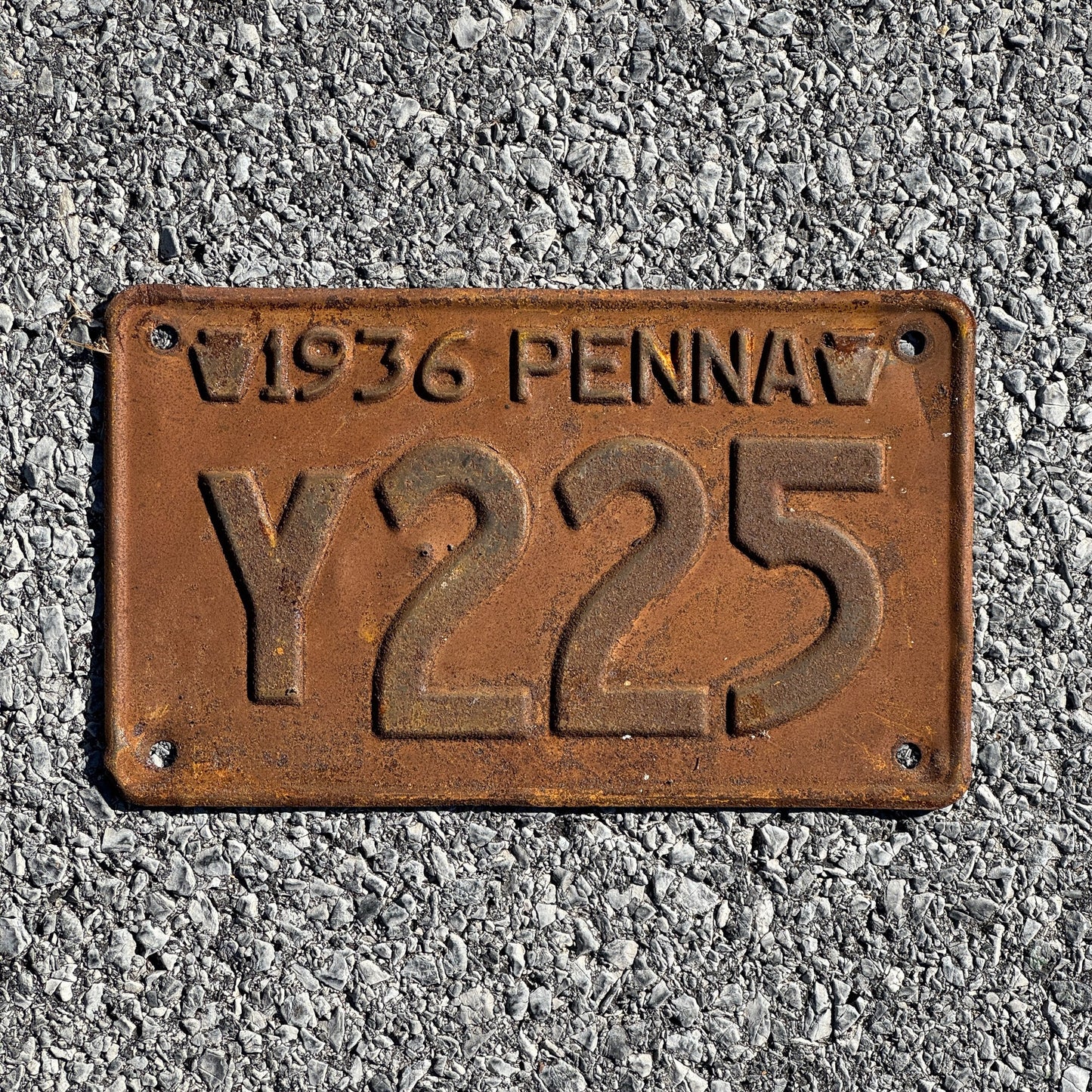 Photo of a 1936 Pennsylvania License Plate Auto Tag Garage Decor Vintage Y 225