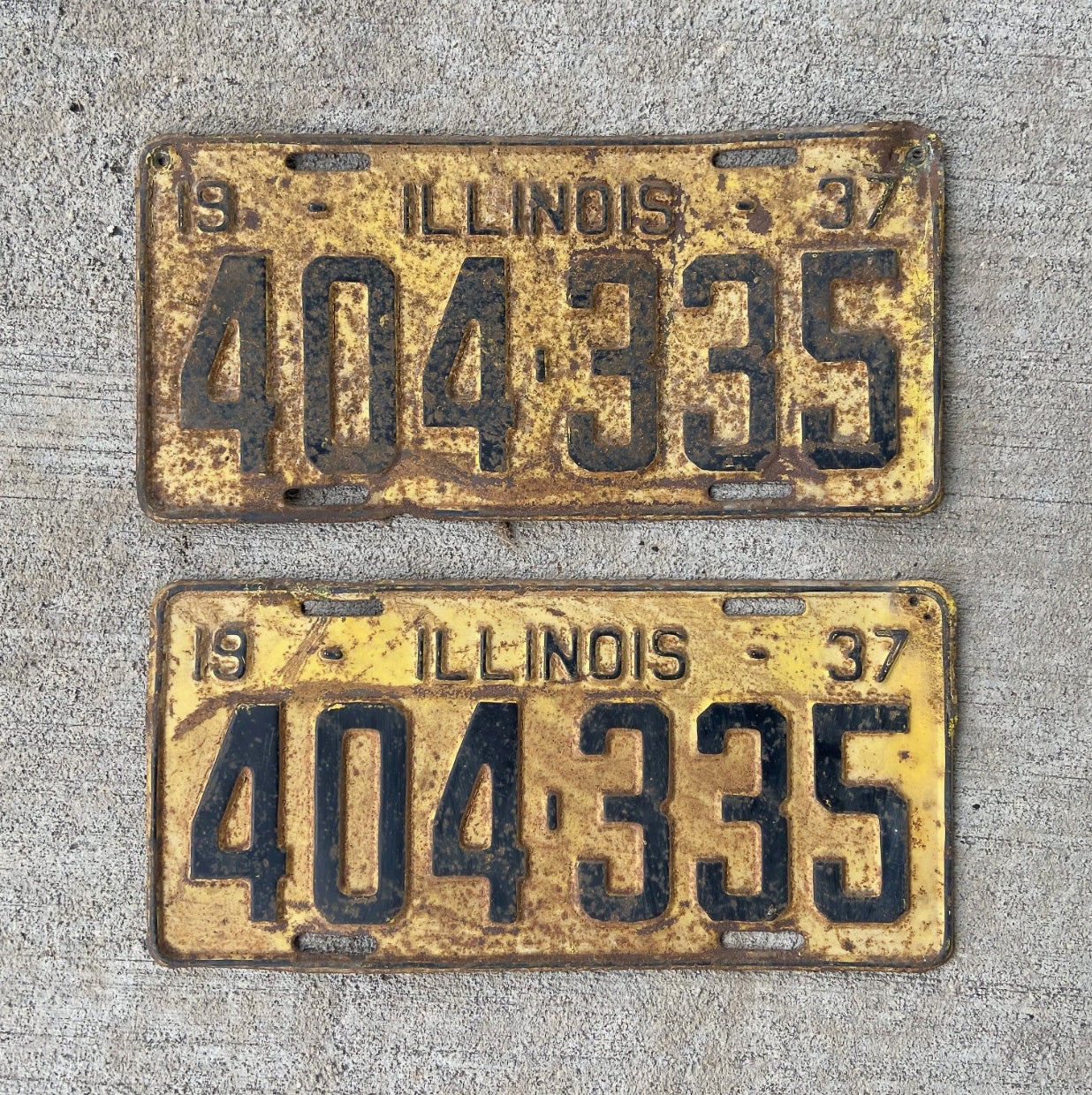 Photo of a 1937 Illinois License Plate Pair Auto Tag Garage Decor Vintage 404335 with original patina