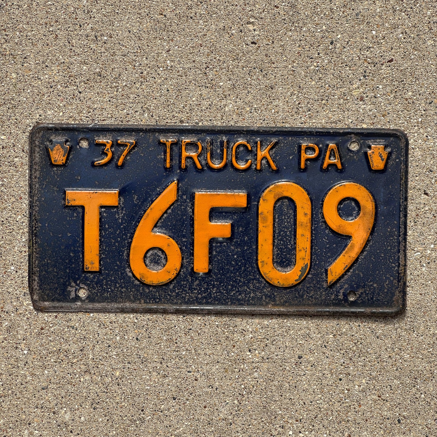 Photo of a 1937 Pennsylvania Truck License Plate Auto Tag Garage Decor Vintage T 6F 09