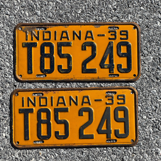 Photo of a 1939 Indiana Truck License Plate Pair Auto Tag Garage Decor Vintage T 85249