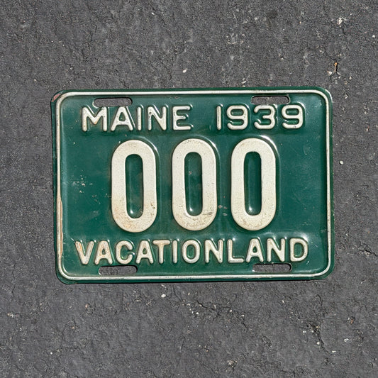 Photo of a 1939 Maine Sample License Plate Auto Tag Garage Decor Vintage 000 with original patina