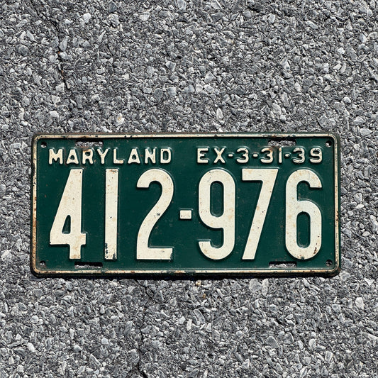 Photo of a 1939 Maryland License Plate Auto Tag Garage Decor Vintage 412 976