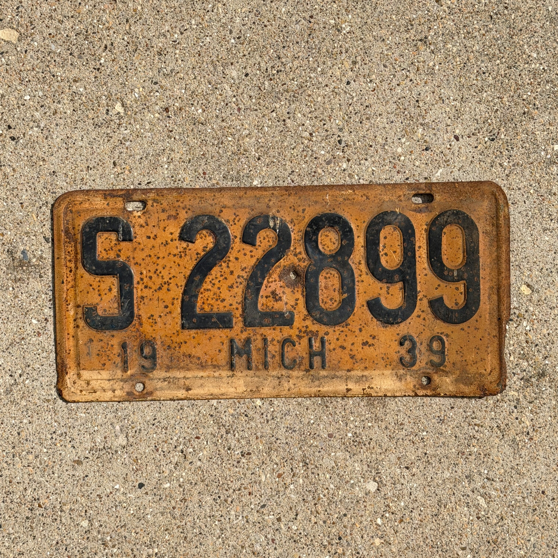 Photo of a 1939 Michigan License Plate Auto Tag Garage Decor Vintage S 22899 with original patina