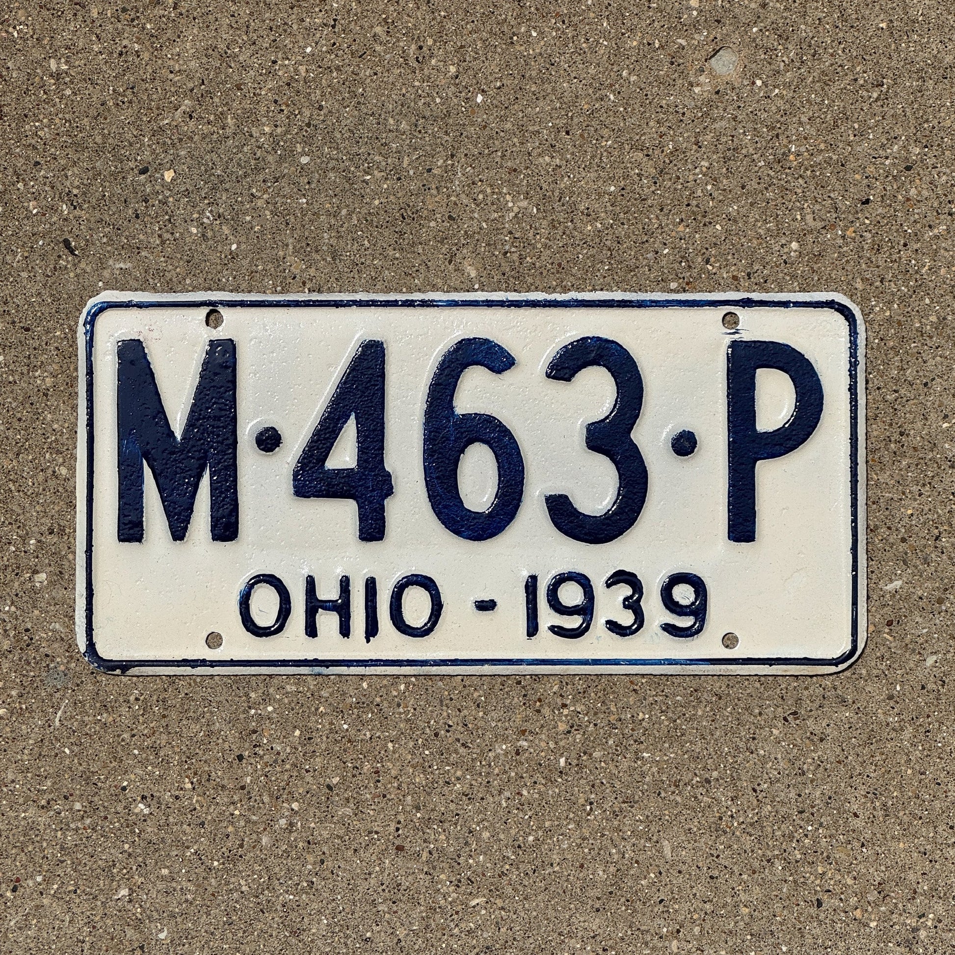Photo of a 1939 Ohio License Plate Auto Tag Garage Decor Vintage M 463 P