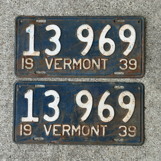 Photo of a 1939 Vermont License Plate Pair Auto Tag Garage Decor Vintage 13 969 with original patina