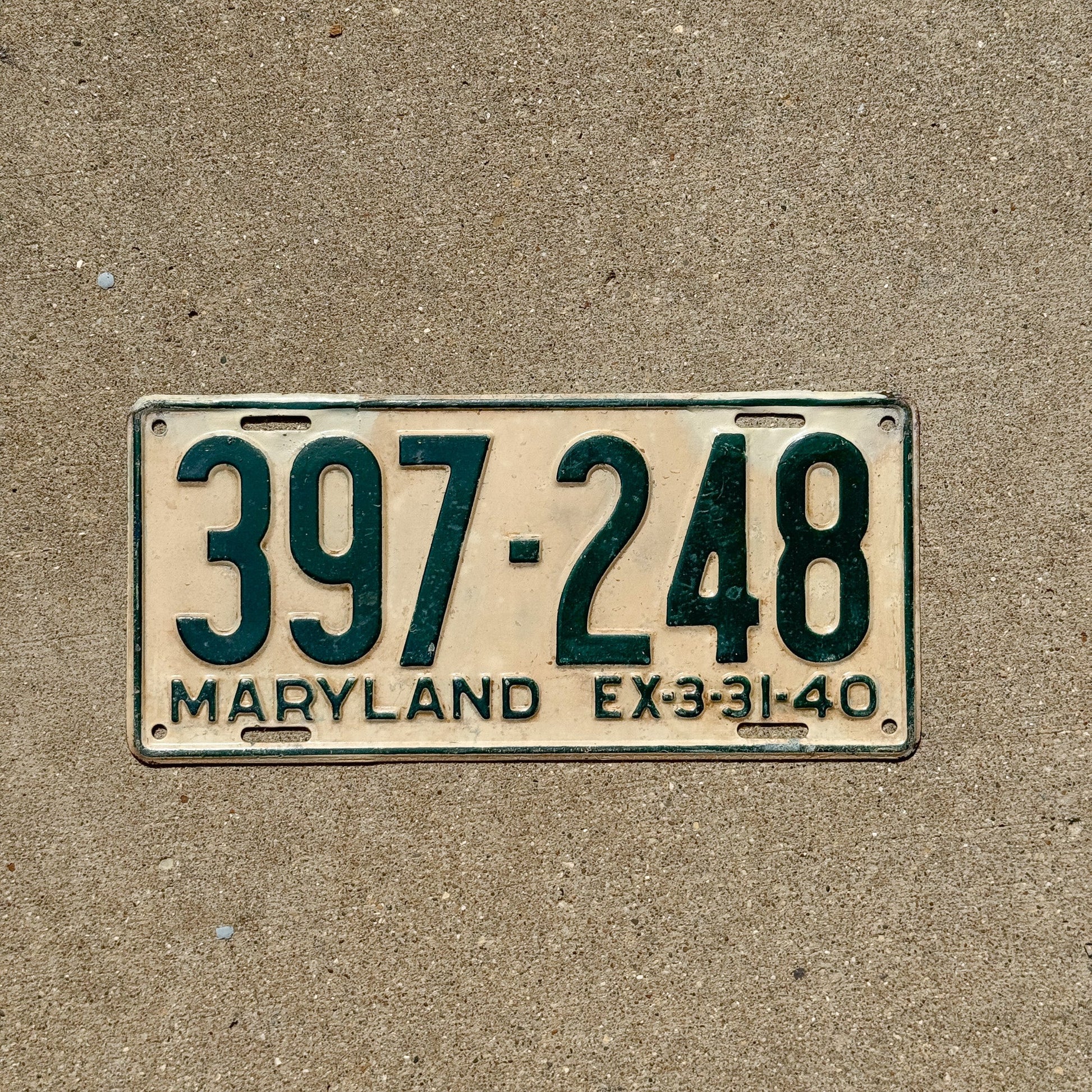 Photo of a 1940 Maryland License Plate Auto Tag Garage Decor Vintage 397 248