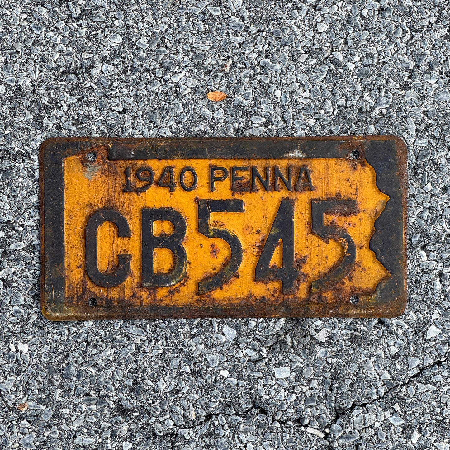 Photo of a 1940 Pennsylvania License Plate Auto Tag Garage Decor Vintage CB545