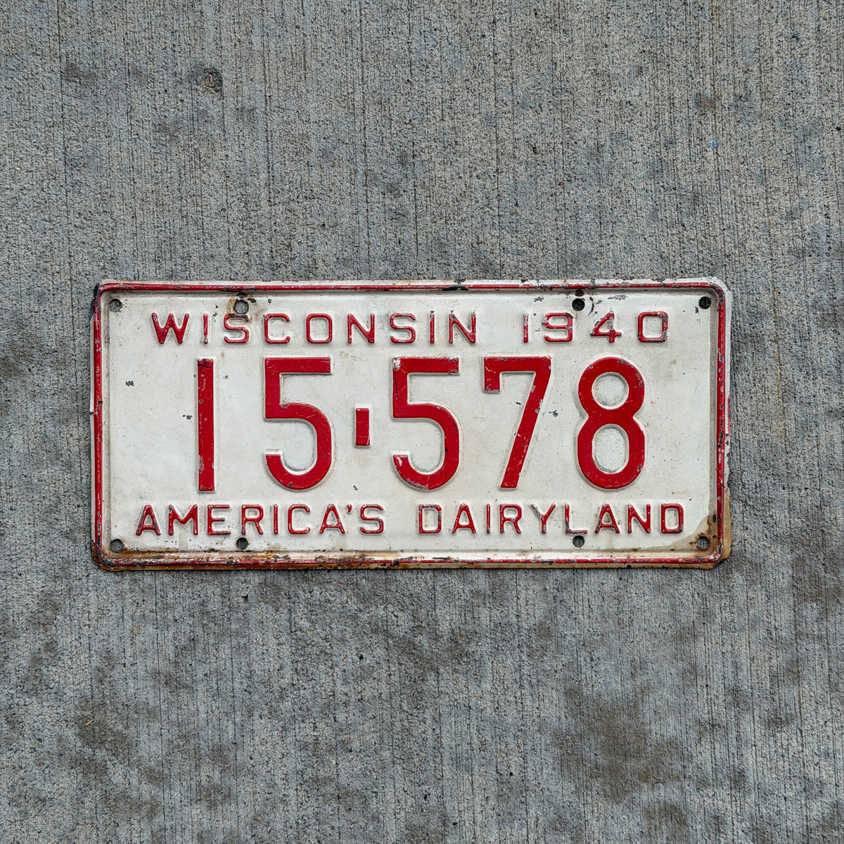 Photo of a 1940 Wisconsin License Plate Auto Tag Garage Decor Vintage 15 578 with original patina