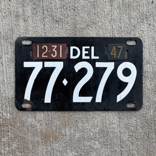 Photo of a 1941 1947 Delaware Porcelain License Plate Auto Tag Garage Decor Vintage 77 279 with original patina