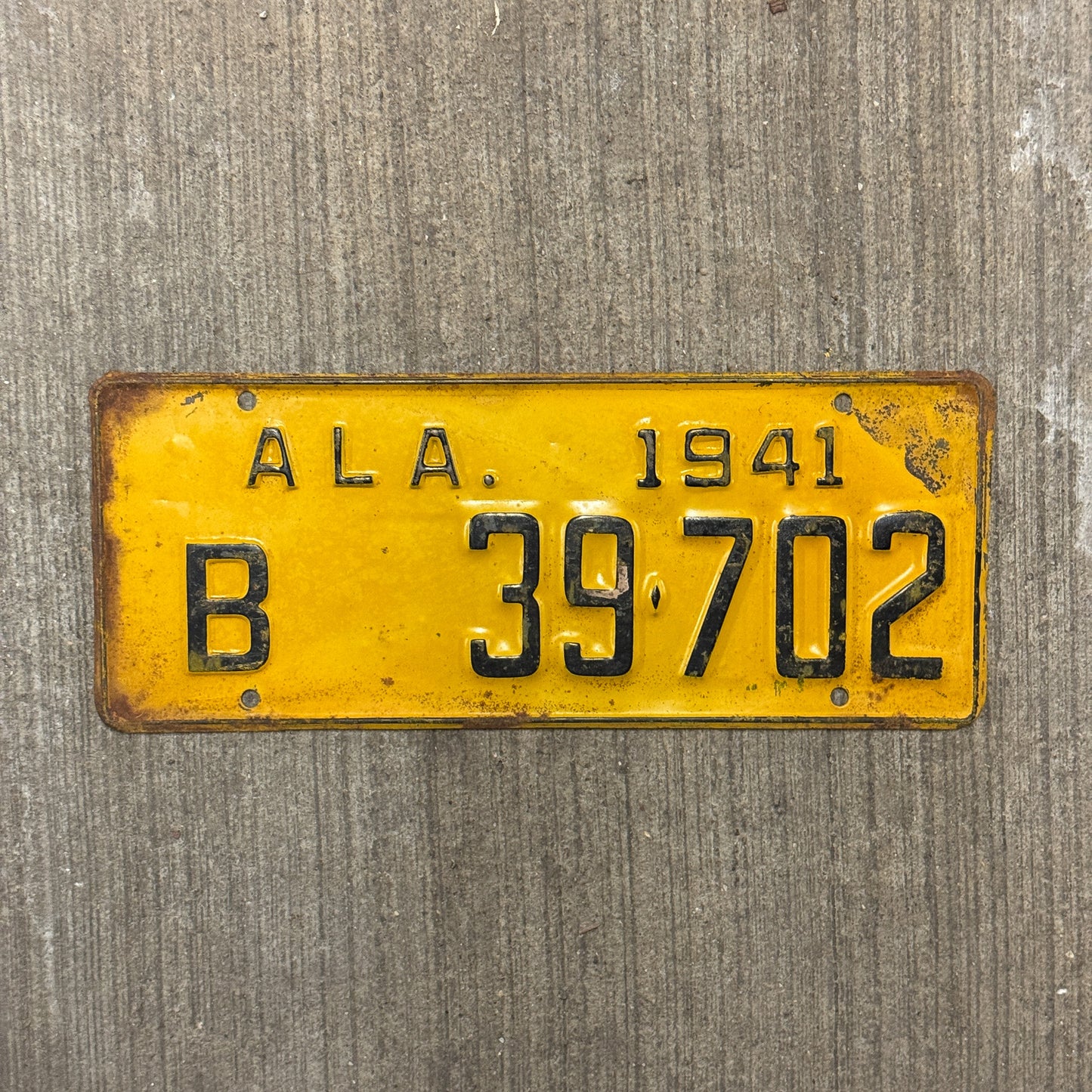 Photo of a 1941 Alabama License Plate Auto Tag Garage Decor Vintage B 39 702 with original patina