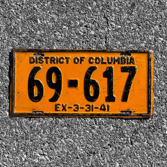 Photo of a 1941 Washington D.C. License Plate Auto Tag Garage Decor Vintage 69 617