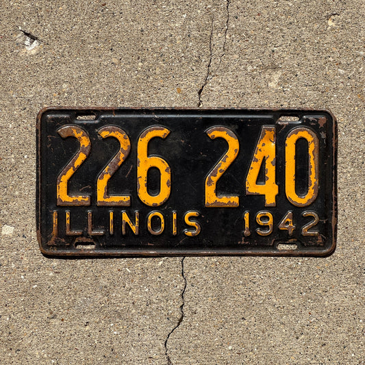 Photo of a 1942 Illinois License Plate Auto Tag Garage Decor Vintage 226 240