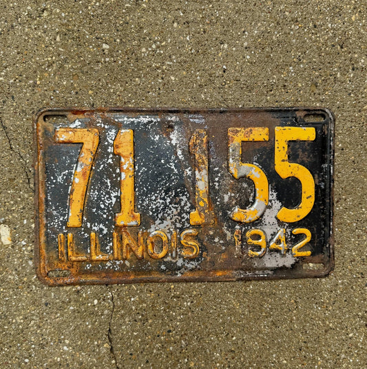 Photo of a 1942 Illinois License Plate Auto Tag Garage Decor Vintage 71 155