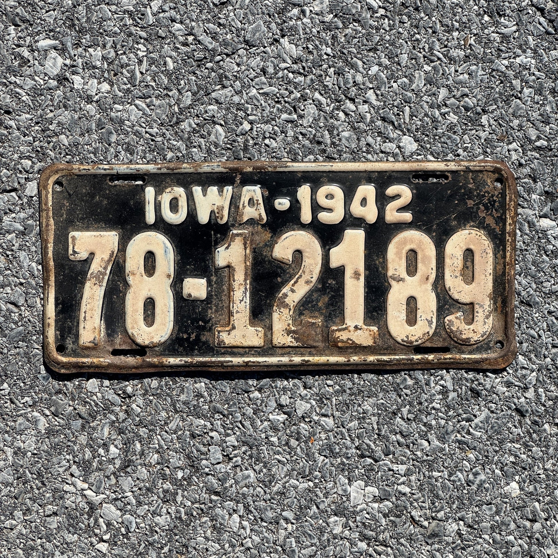 Photo of a 1942 Iowa License Plate Auto Tag Garage Decor Vintage 78 12189