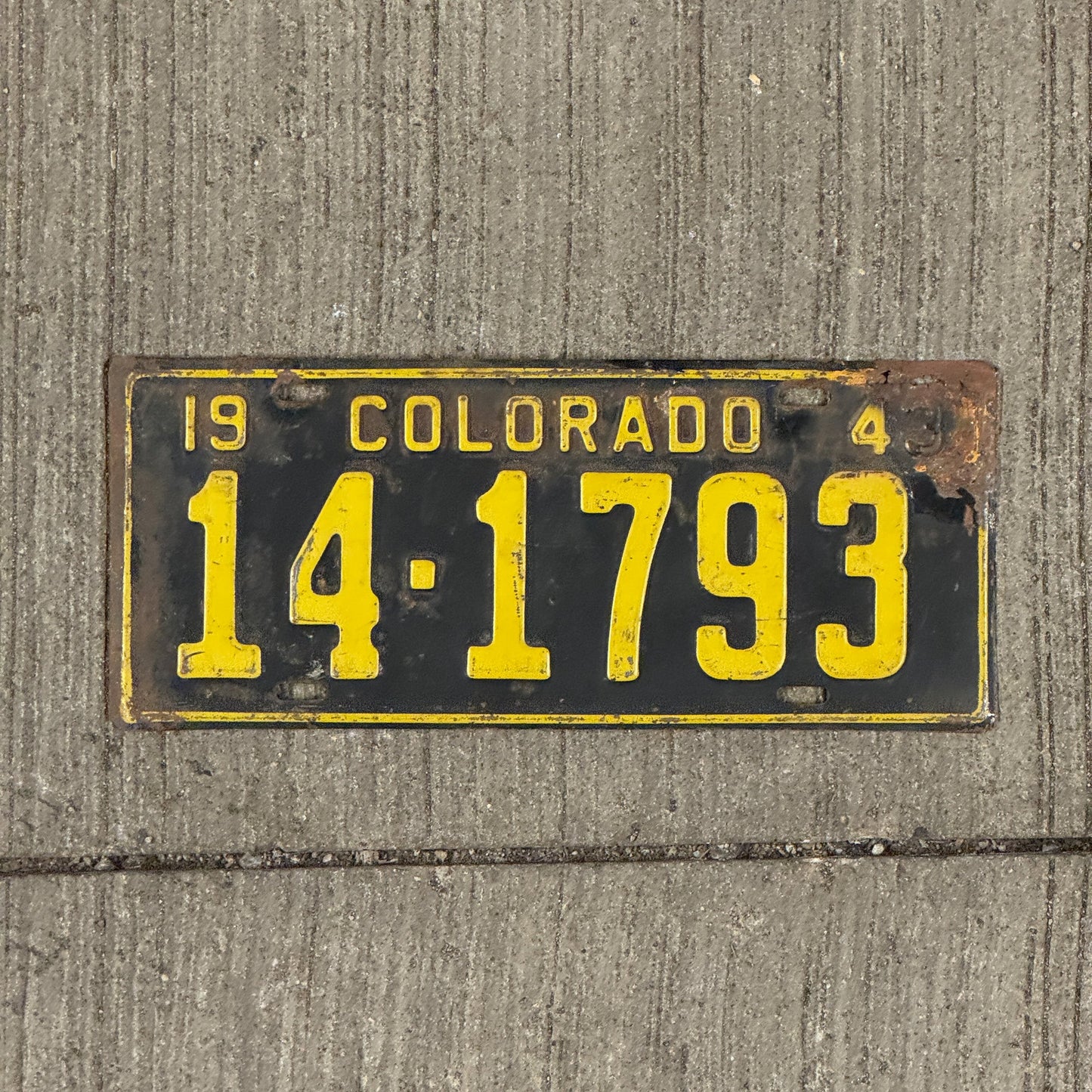 Photo of a 1943 Colorado License Plate Auto Tag Garage Decor Vintage 14 1793