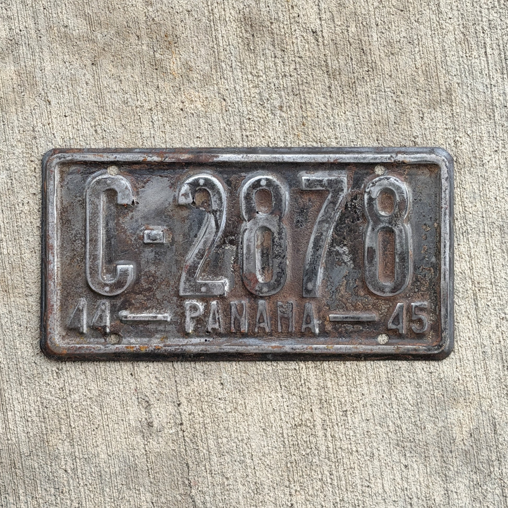 Photo of a 1944 1945 Panama Commercial License Plate Auto Tag Garage Decor Vintage C 2878 with original patina