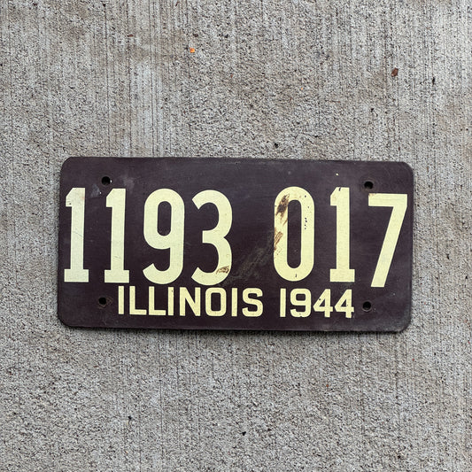 Photo of a 1944 Illinois Fiberboard License Plate Auto Tag Garage Decor Vintage 1 193 017 with original patina