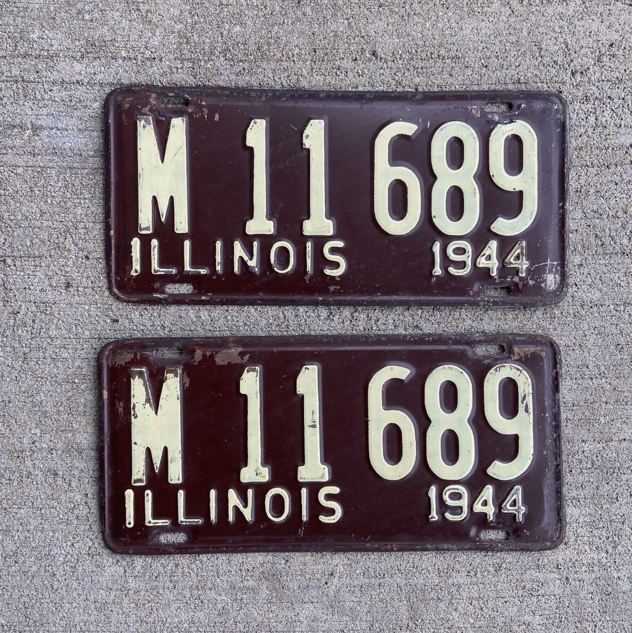 Photo of a 1944 Illinois Municipal License Plate Pair Auto Tag Garage Decor Vintage M 11689 with original patina