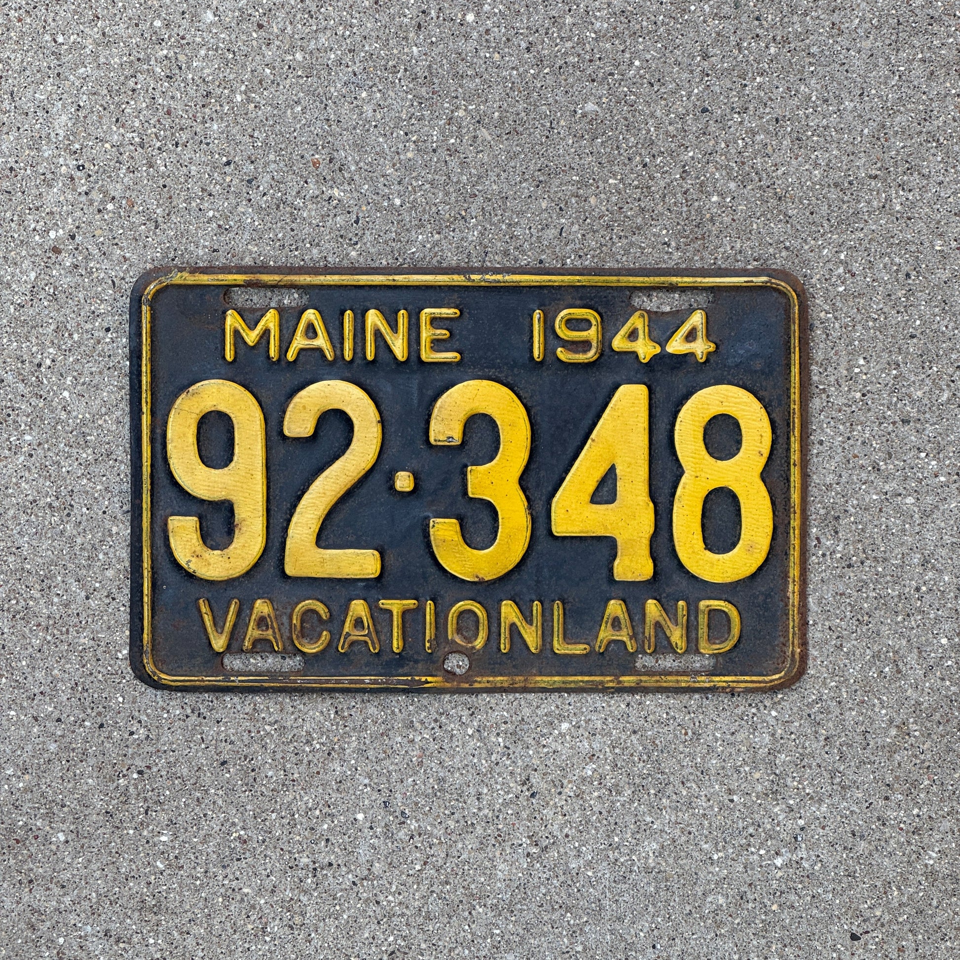 Photo of a 1944 Maine TRUCK License Plate Auto Tag Garage Decor Vintage 29 906