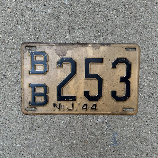 Photo of a 1944 New Jersey License Plate Auto Tag Garage Decor Vintage Shorty BB 253
