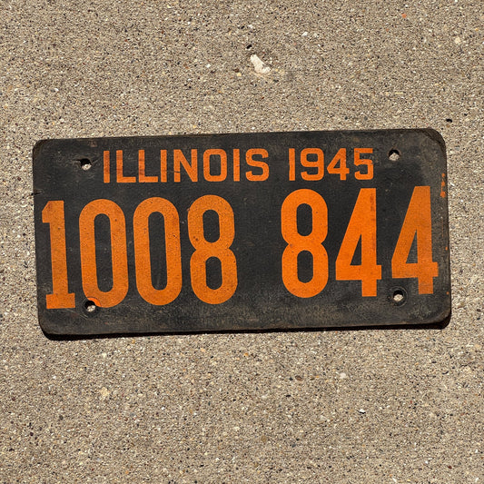 Photo of a 1945 Illinois Fiber Board Soy License Plate Auto Tag Garage Decor Vintage 1008 844