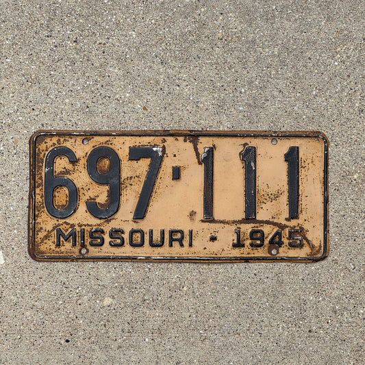 Photo of a 1945 Missouri License Plate Auto Tag Garage Decor Vintage Repeat Repeating 697 111