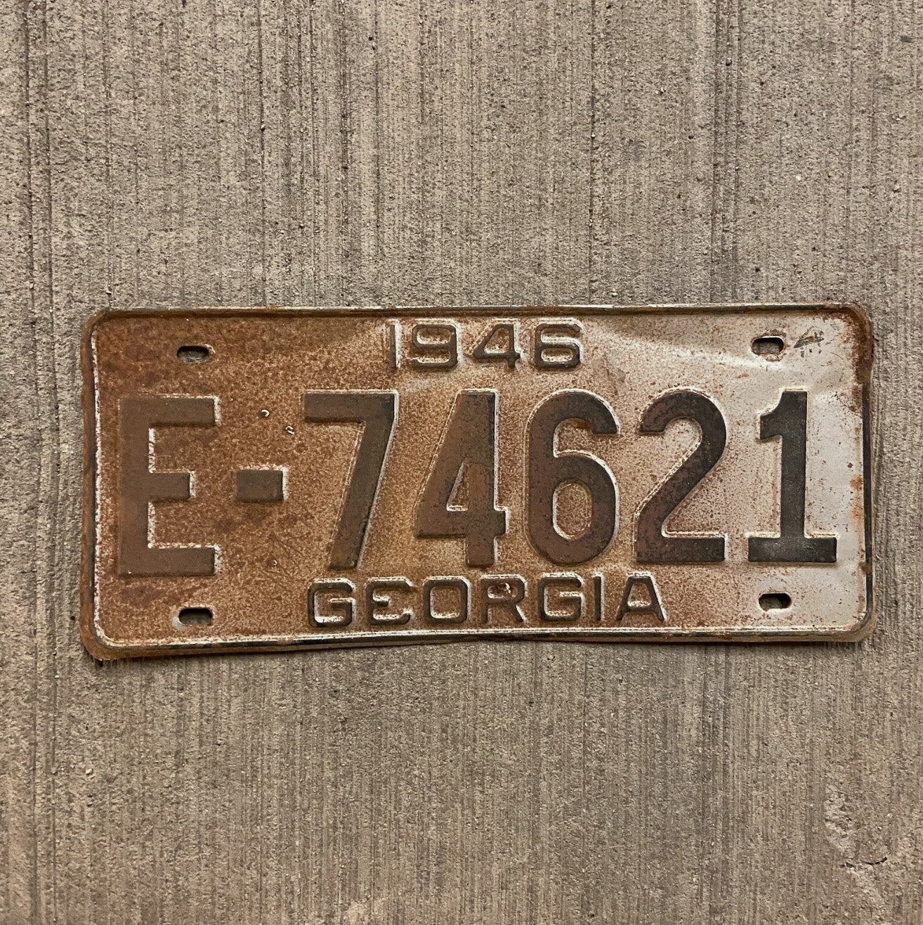 Photo of a 1946 Georgia License Plate Auto Tag Garage Decor Vintage E 74621 with original patina