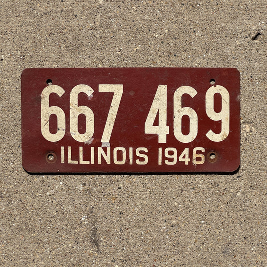 Photo of a 1946 Illinois Fiber Board Soy License Plate Auto Tag Garage Decor Vintage 667 469