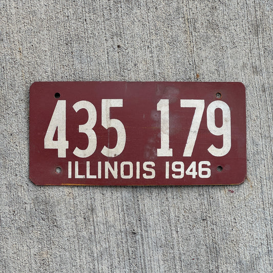 Photo of a 1946 Illinois Fiberboard License Plate Auto Tag Garage Decor Vintage 435 179 with original patina