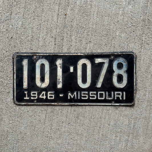 Photo of a 1946 Missouri License Plate Auto Tag Garage Decor Vintage 101 078 with original patina