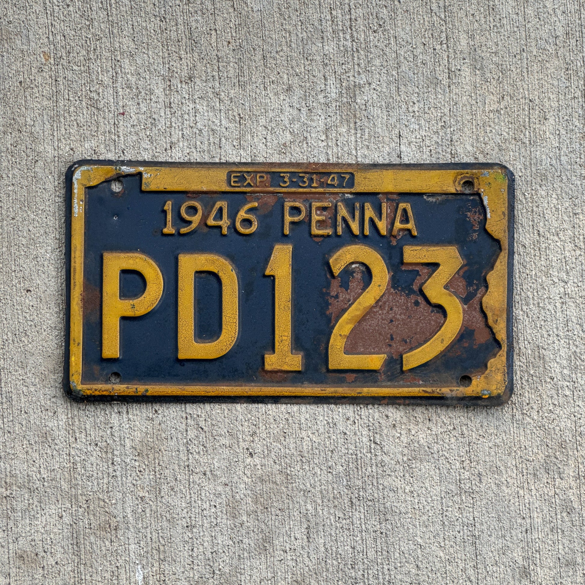 Photo of a 1946 Pennsylvania License Plate Auto Tag Garage Decor Vintage PD 123 with original patina